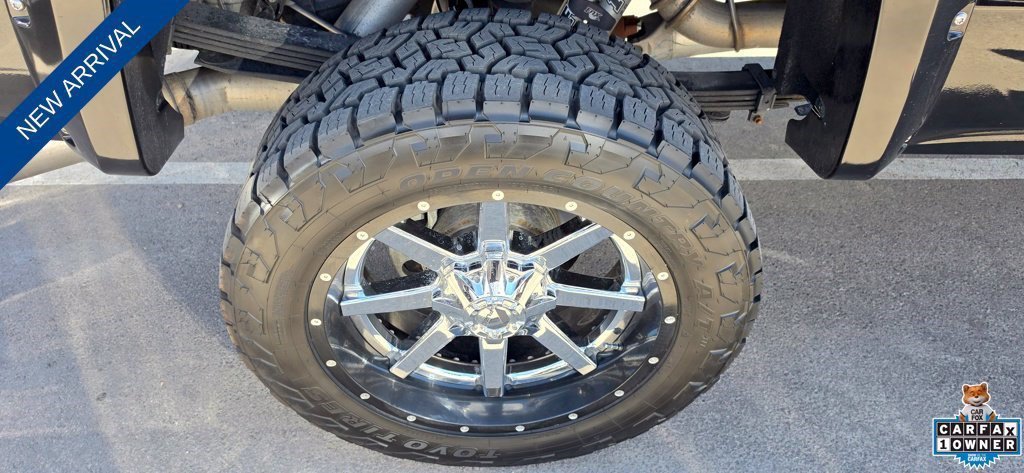 Used 2015 GMC Sierra 2500 Denali w/ Duramax Plus Package AWD/4WD image 9