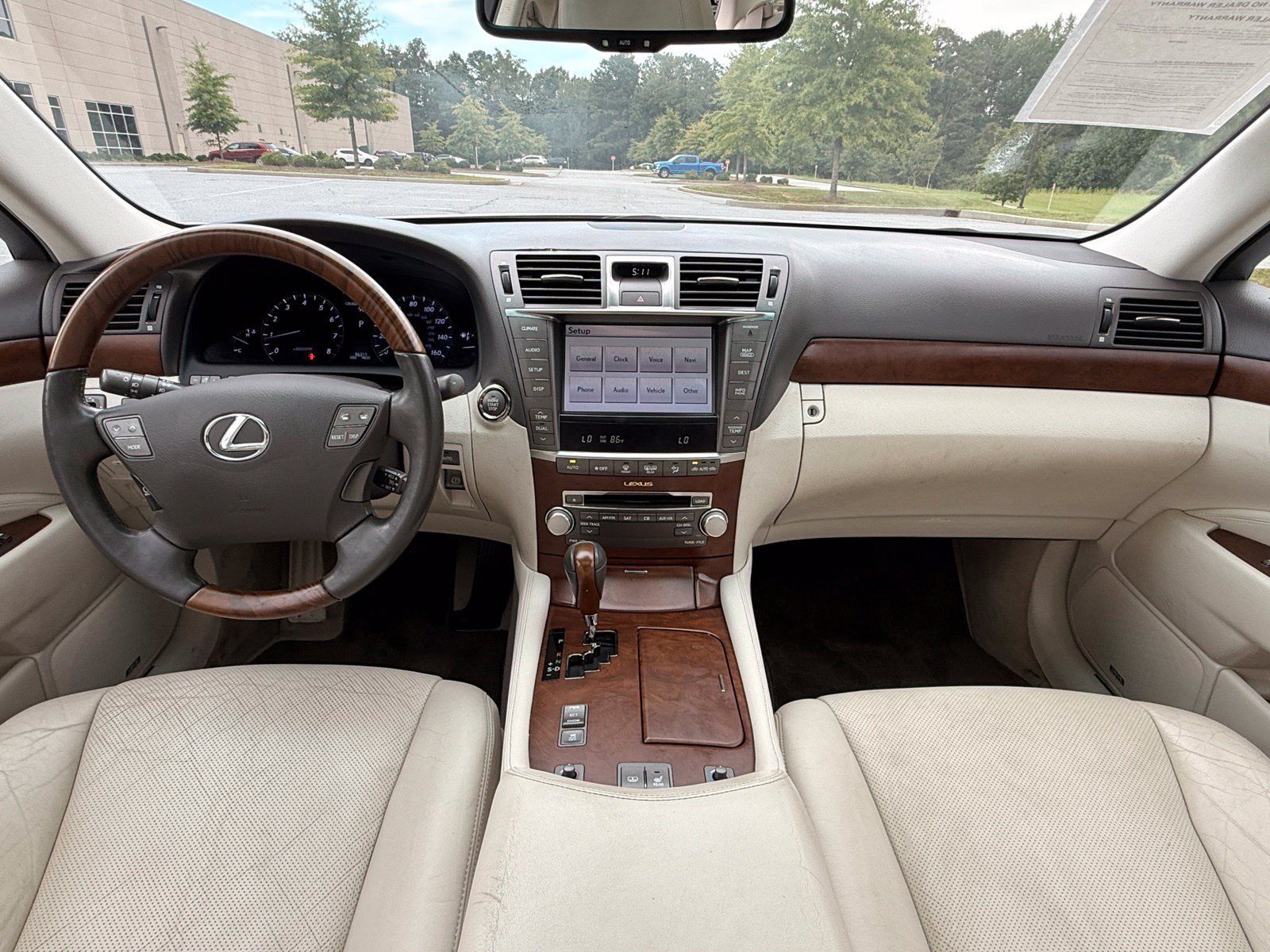 Used 2011 Lexus LS 460 w/ Comfort Pkg RWD image 23