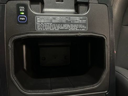 Used 2009 Toyota Land Cruiser image 27