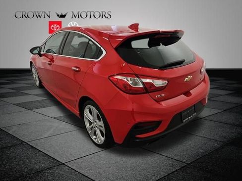 Used 2017 Chevrolet Cruze Premier FWD image 4