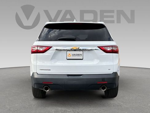 Used 2020 Chevrolet Traverse LT image 20