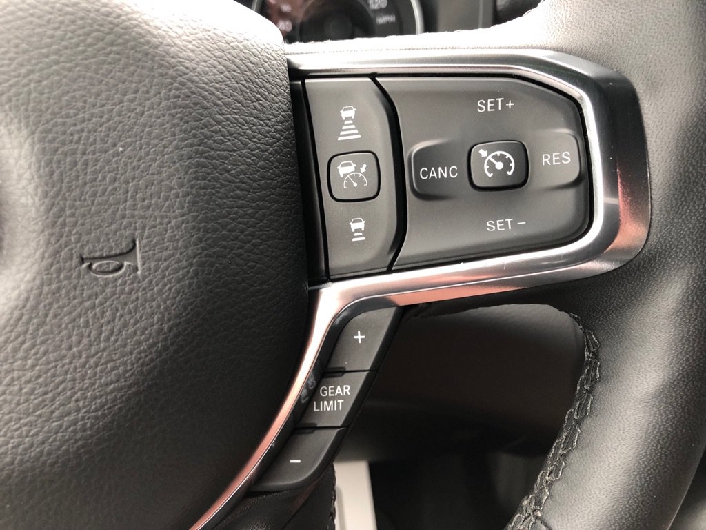 Used 2026 RAM 1500 Laramie AWD/4WD image 39