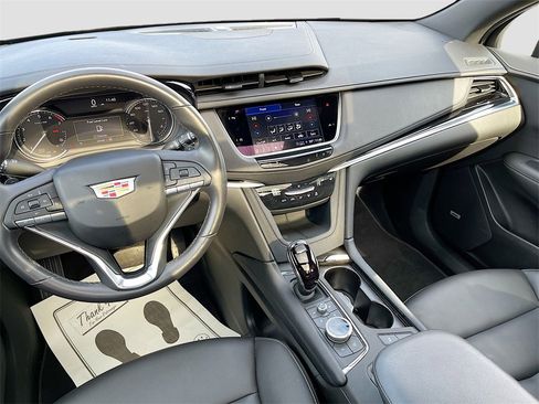 Certified 2024 Cadillac XT6 Luxury w/ LPO, Floor Liner Package image 23