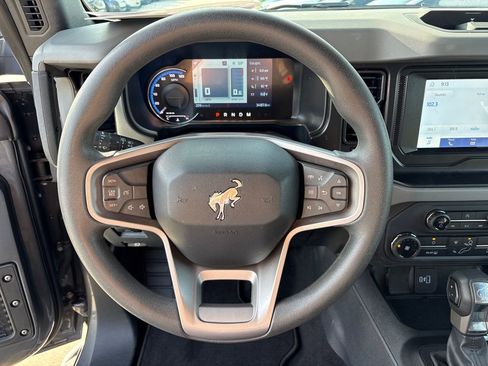 Used 2022 Ford Bronco 4-Door w/ Sasquatch Package image 19