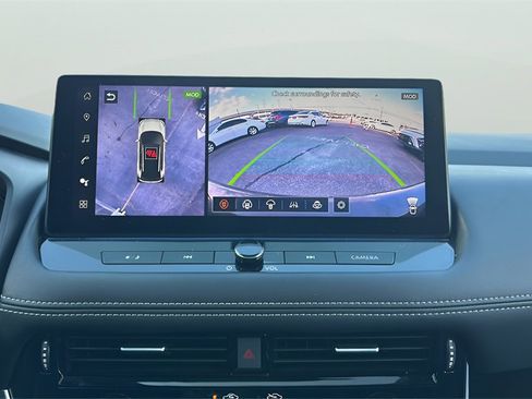 Used 2025 Nissan Rogue SL w/ Tech Package image 20