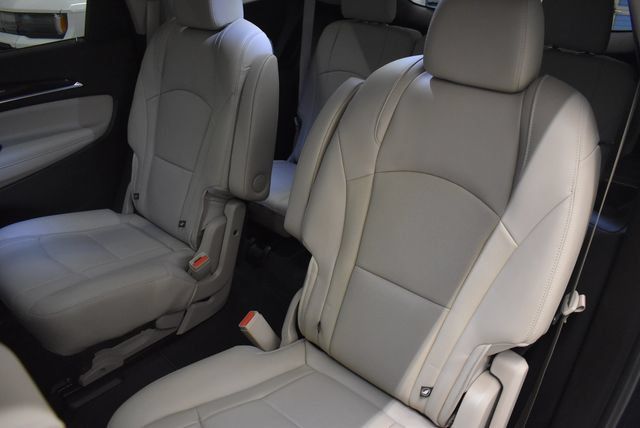 Used 2021 Buick Enclave Premium w/ Sun and Sites Package AWD/4WD image 7