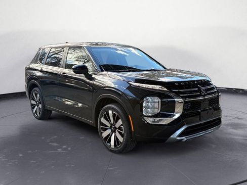 New 2026 Mitsubishi Outlander SE image 7