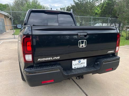 Used 2017 Honda Ridgeline Black Edition image 13