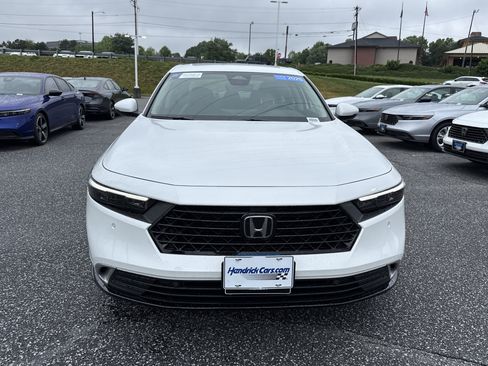 Certified 2025 Honda Accord Touring image 3