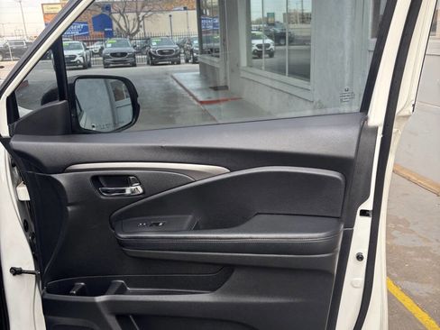 Used 2019 Honda Passport Sport image 15