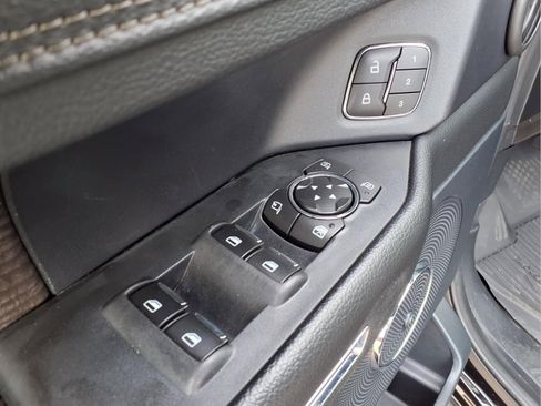 Used 2020 Ford Expedition Limited AWD/4WD image 14