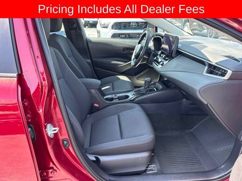 Used 2024 Toyota Corolla LE w/ LE Convenience Package FWD image 19