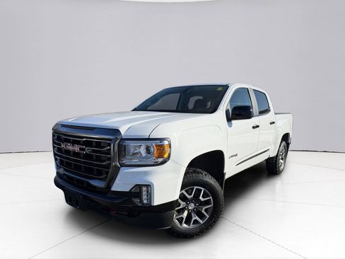 Used 2022 GMC Canyon AT4 w/ Trailering Package image 1