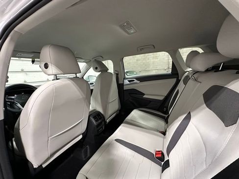 New 2026 Volkswagen Taos SE AWD/4WD image 12
