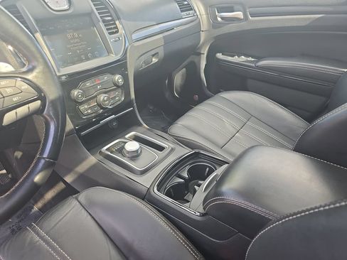 Used 2015 Chrysler 300 S AWD/4WD image 23
