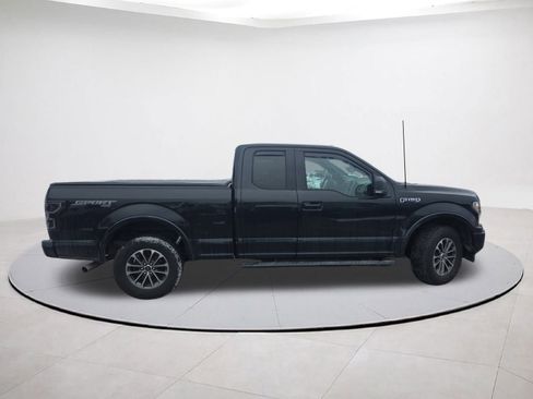 Used 2018 Ford F150 XLT w/ Equipment Group 302A Luxury image 8