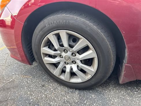 Used 2017 Nissan Altima 2.5 S w/ Power Driver Seat Package image 7