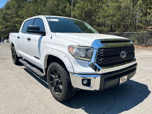 Used 2018 Toyota Tundra SR5 w/ SR5 Upgrade Package image 1