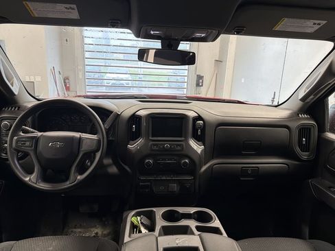 Used 2020 Chevrolet Silverado 1500 Custom Trail Boss w/ Custom Convenience Package AWD/4WD image 18