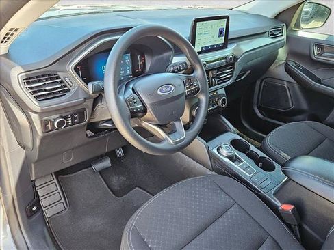 Used 2025 Ford Escape Active FWD image 10