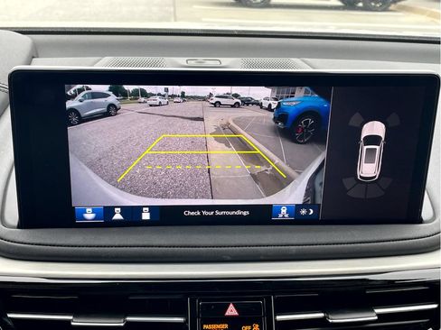 Used 2025 Acura MDX SH-AWD w/ Technology Package image 17