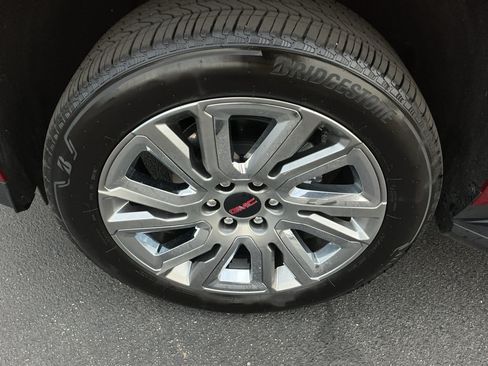 Used 2026 GMC Yukon Elevation AWD/4WD image 9