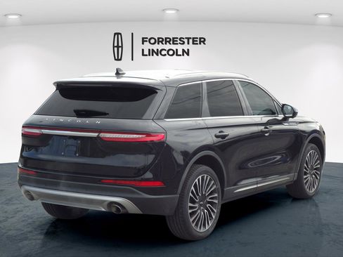 Used 2022 Lincoln Corsair Reserve w/ Equipment Group 201A AWD/4WD image 3