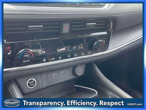 Used 2023 Nissan Rogue Platinum AWD/4WD image 30
