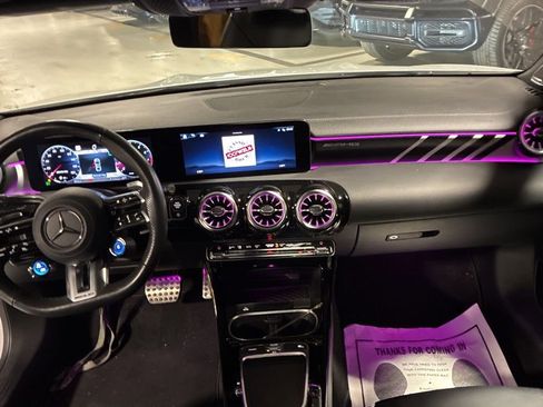 Used 2024 Mercedes-Benz CLA 35 AMG 4MATIC image 4