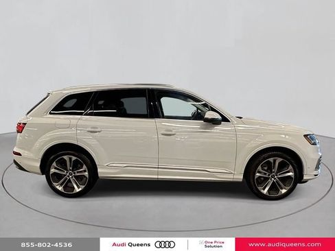 Used 2023 Audi Q7 3.0T Premium Plus w/ Premium Plus Package AWD/4WD image 5