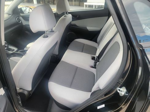 Used 2022 Hyundai Kona SE FWD image 12