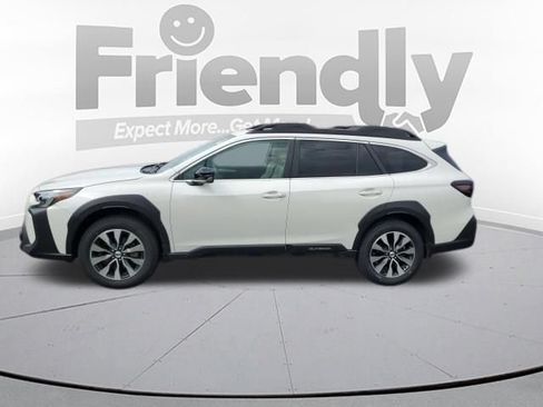 Used 2025 Subaru Outback Limited w/ Popular Package #2 AWD/4WD image 2
