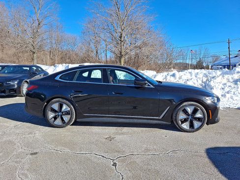 Used 2024 BMW i4 eDrive40 w/ Premium Package image 7