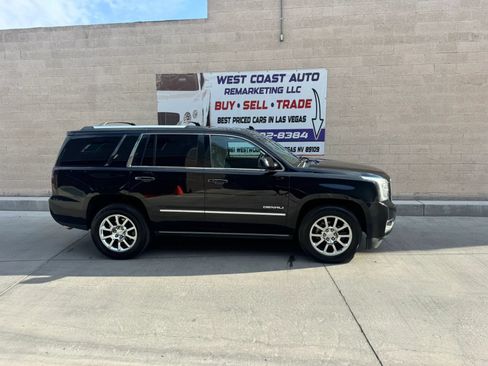 Used 2015 GMC Yukon Denali w/ Premium Package AWD/4WD image 2