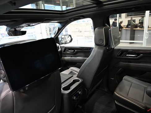 New 2026 GMC Yukon XL Elevation w/ Elevation Premium Package image 20