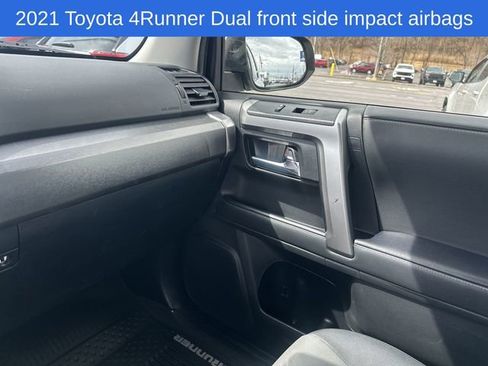 Used 2021 Toyota 4Runner SR5 Premium w/ Moonroof Package AWD/4WD image 19