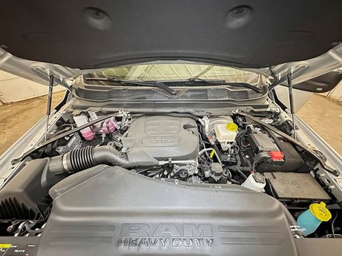New 2026 RAM 2500 Big Horn AWD/4WD image 43