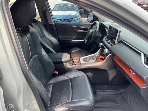 Used 2020 Toyota RAV4 Adventure AWD/4WD image 8