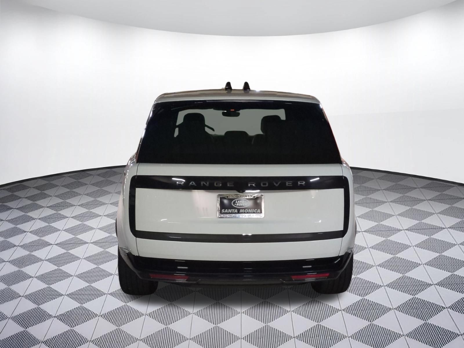 New 2026 Land Rover Range Rover SE AWD/4WD image 4
