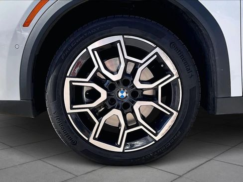 Used 2025 BMW X2 xDrive28i image 10