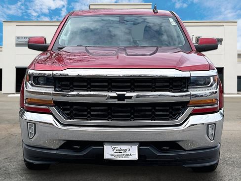 Used 2018 Chevrolet Silverado 1500 LT w/ All Star Edition AWD/4WD image 3