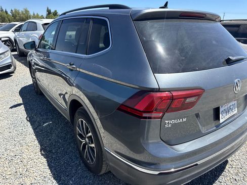 Used 2018 Volkswagen Tiguan SE FWD image 8