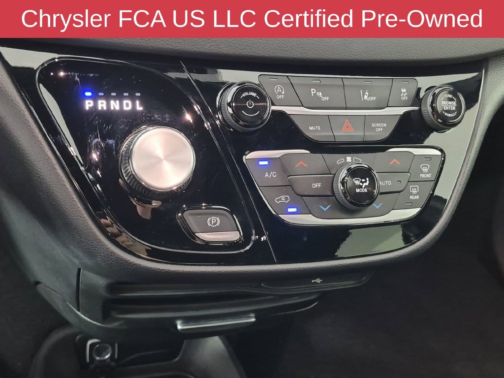 Used 2026 Chrysler Pacifica Select FWD image 26