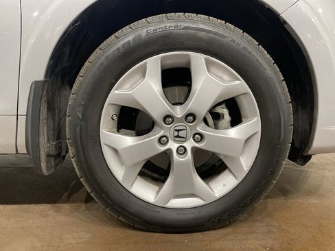 Used 2012 Honda Crosstour EX-L image 19