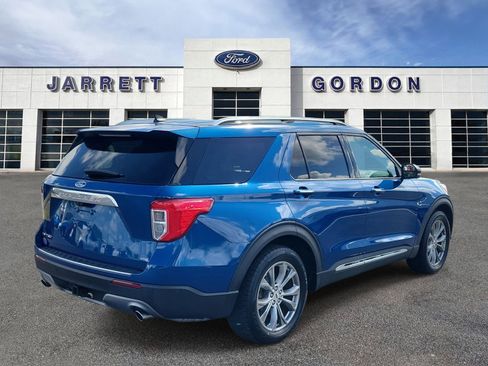 Certified 2022 Ford Explorer Limited w/ Equipment Group 301A RWD image 4