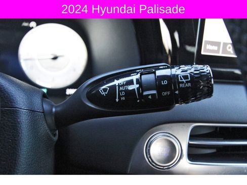 Used 2024 Hyundai Palisade Calligraphy image 19