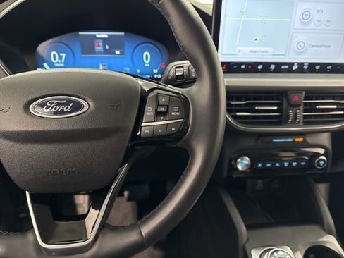 Used 2024 Ford Escape Platinum image 12