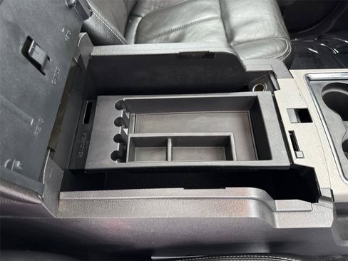 Used 2016 Ford F350 Lariat w/ Lariat Ultimate Package image 18