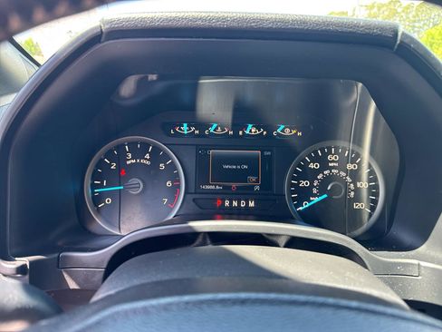 Used 2019 Ford F150 XLT w/ Equipment Group 302A Luxury AWD/4WD image 20