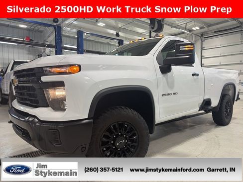 Used 2024 Chevrolet Silverado 2500 W/T image 1